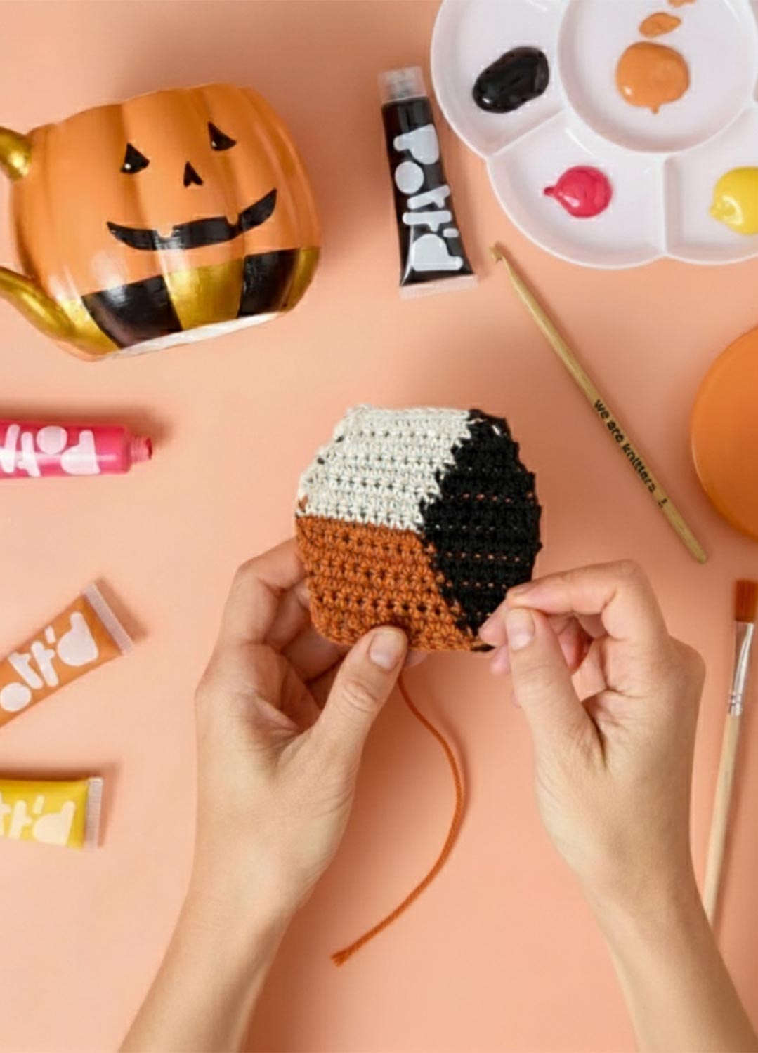 WAK x Pott'd - Paint & Crochet Halloween Kit