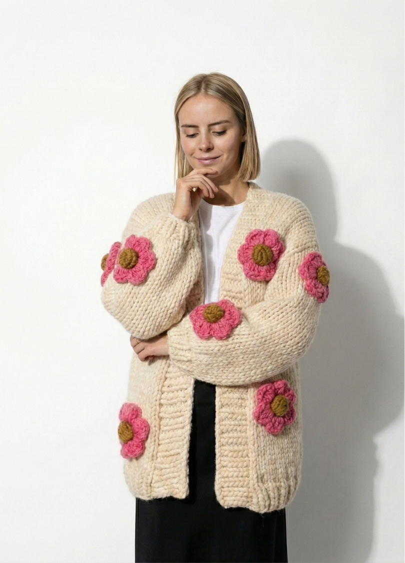 Simone Cardigan Kit Spring Flowers Edition - Yummy Yarn Version