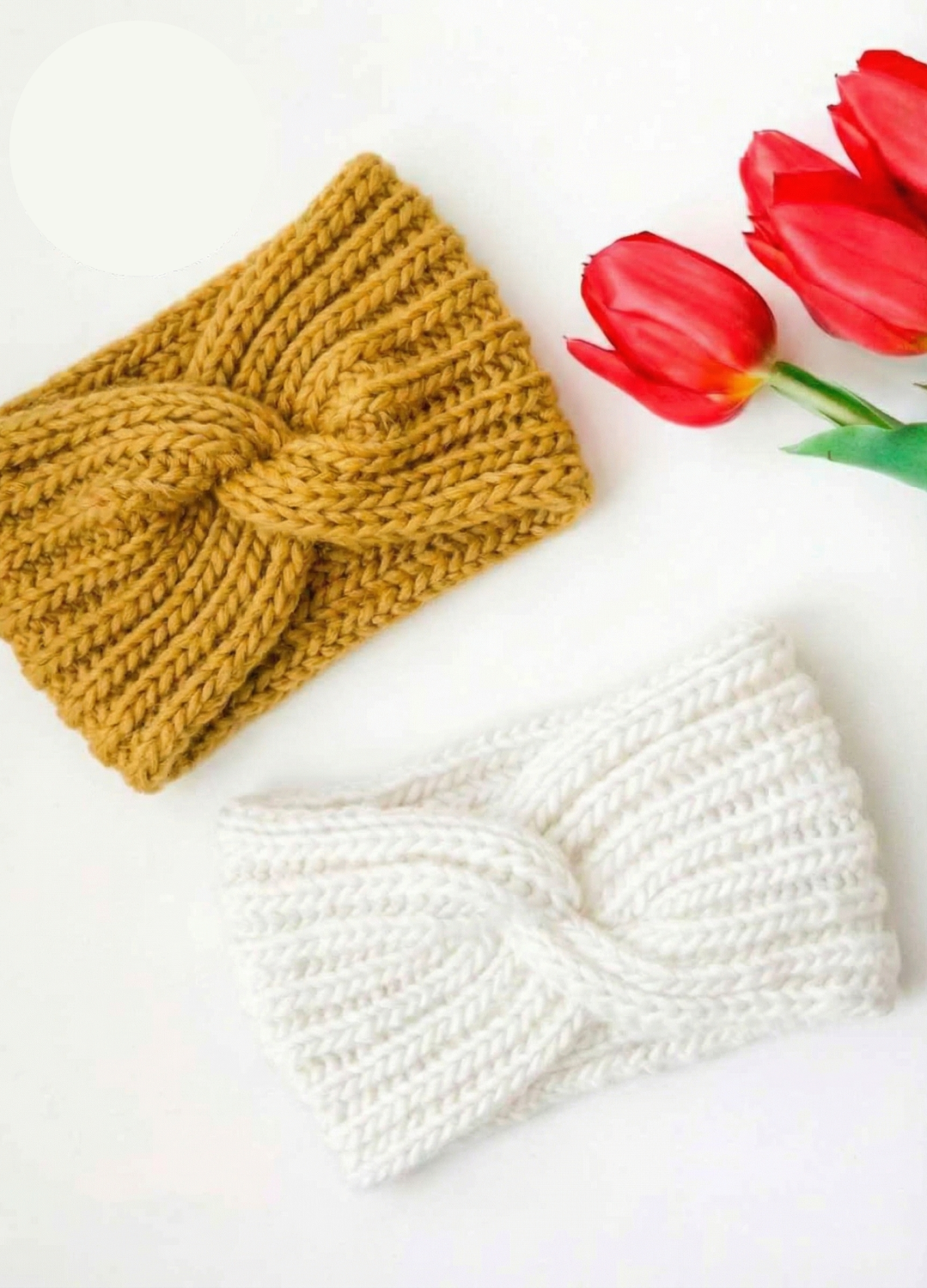 The Springbreeze Headband Kit by @woolandknits  - Yummy Yarn Fine Version