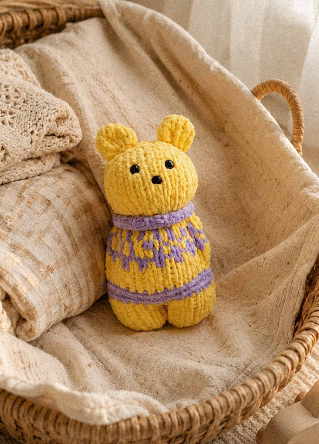 The Knitty Bear – Einfaches Mini-Strickbär-Kit – Cuddle Yarn
