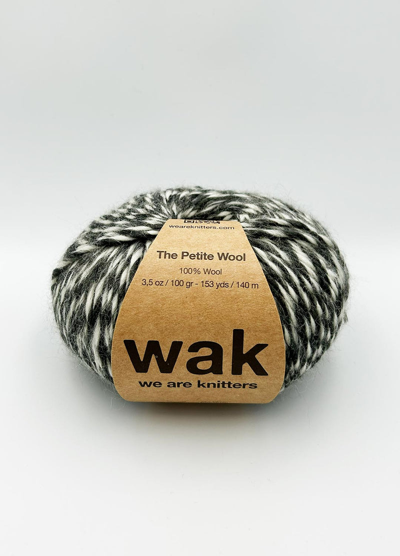 Petite Wool Spotted Black - Limited Edition